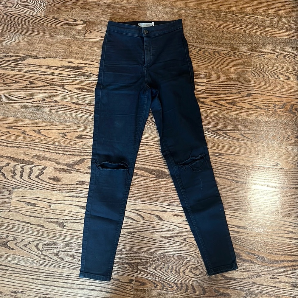 High waisted black skinny jeans